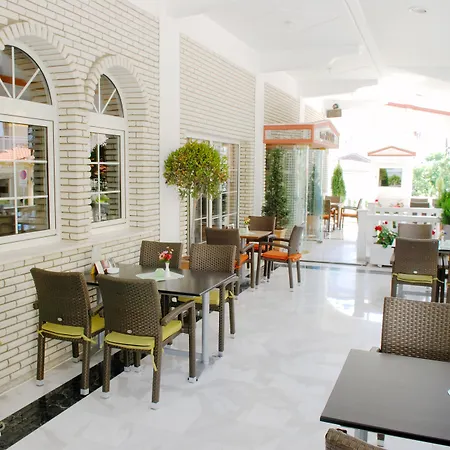 Hotel Strass Paralía