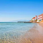 Strass Szálloda Paralía