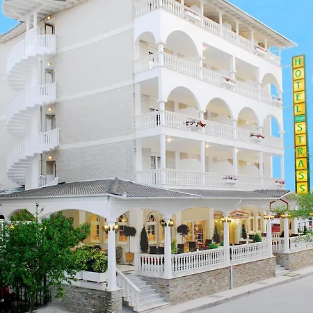 斯特拉斯酒店
