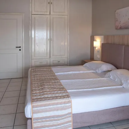 Hotel Strass 3*