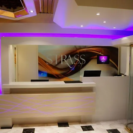 Strass Paralía