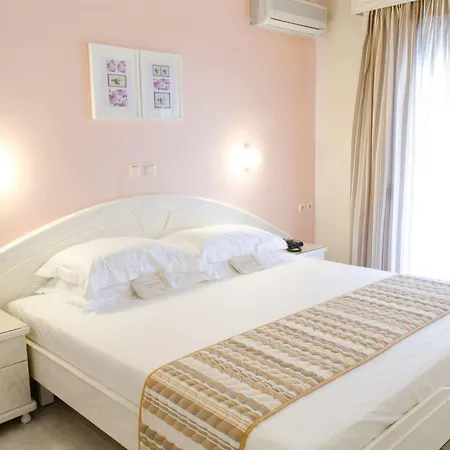 Hotel Strass 3*