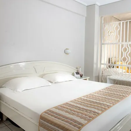 Hotel Strass 3*