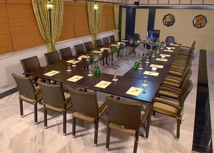 Hotel Strass 3*