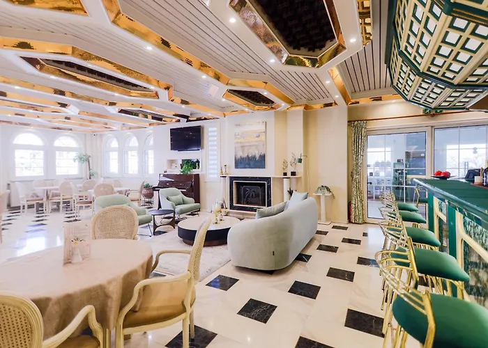 Strass Hotel
