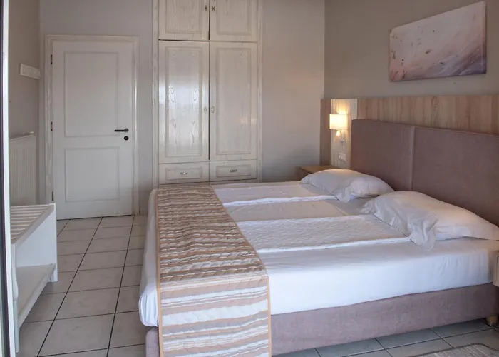 Hotel Strass 3*